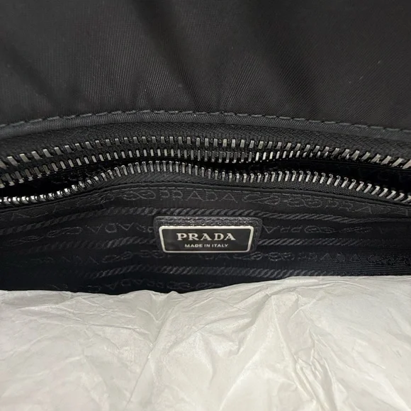NWT PRADA Re-Nylon/ Leather Padded Large Black tote/ shopping Bag Crossbody mens - Picture 9 of 17